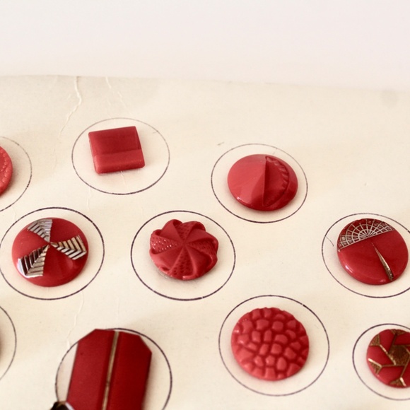 Vintage Red Glass Button Collection - Picture 4 of 9